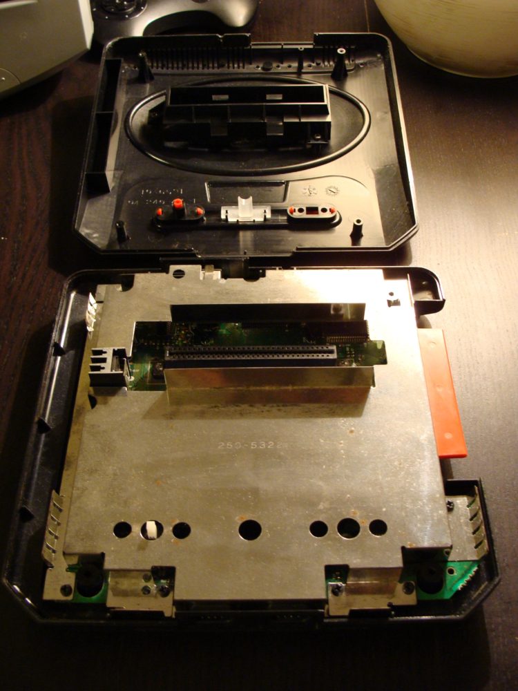 Mega Drive ouverte