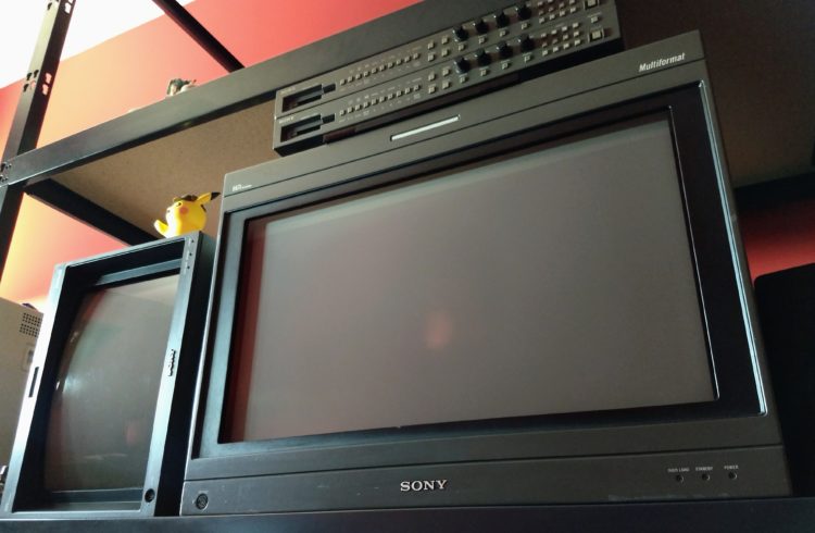 Sony Trinitron BVM D24E1WE - BVM-D14H1E