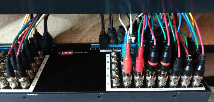 Extron Crosspoint BNC inputs